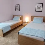 Plateia * Kardítsa